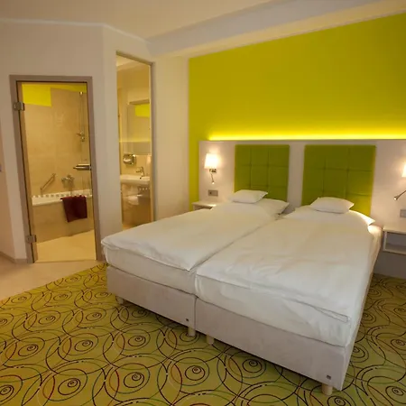 Hotel Waldperle-3
