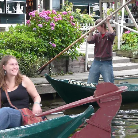 B&B De Galeriet Giethoorn-2