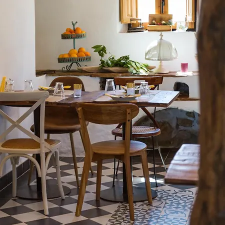 Boutique Hotel Rancho Los Lobos-2