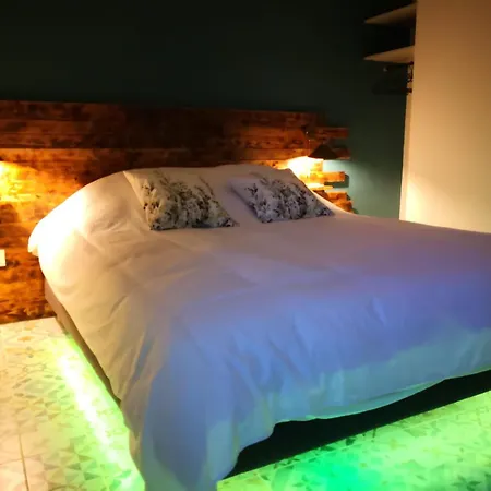 V&Spa 2 chambres d'hôtes avec Spa privatif dont une avec un Sauna-2