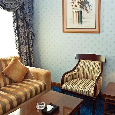 Regent Palace Hotel-3
