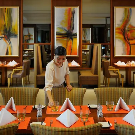 Crowne Plaza - Dubai Jumeirah By Ihg-3