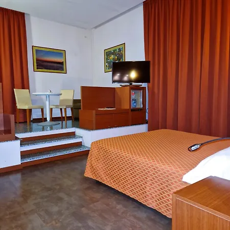 Bella Italia Palace Hotel-3