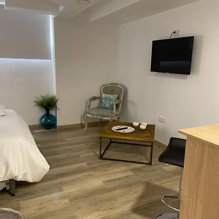 Hotel Apartamentos Seven Rooms-2