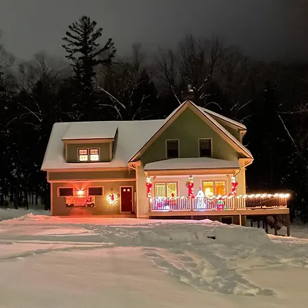 The Snowed Inn-2