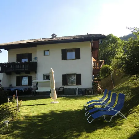 Alpenblick Bed & Breakfast-3