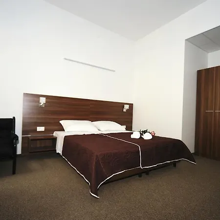 Riva Rooms-2