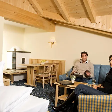 Hotel Alpen Residence-3