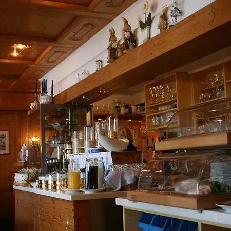 Hotel Strand-Cafe Meersburg-3