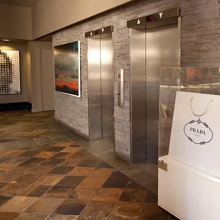 Hotel Arts-3
