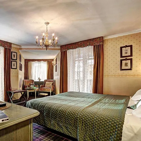 Hotel Regina-3