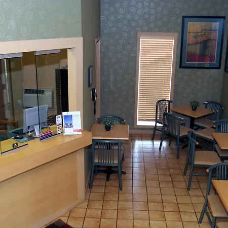 Super 8 By Wyndham Mount Vernon, Il-2