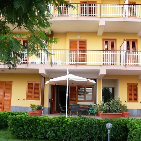 Hotel Il Conte Dell'Etna-2