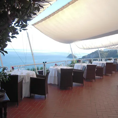 Hotel Claudio-3