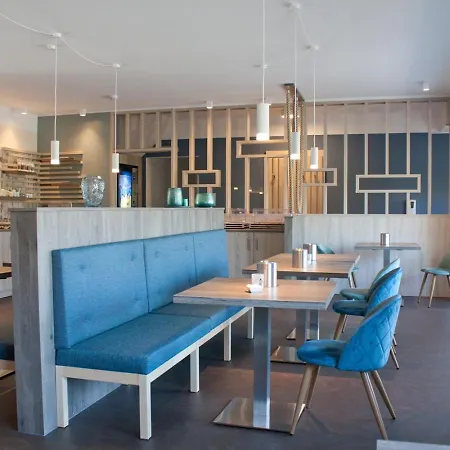 Hotel Garni Goldener Anker-3