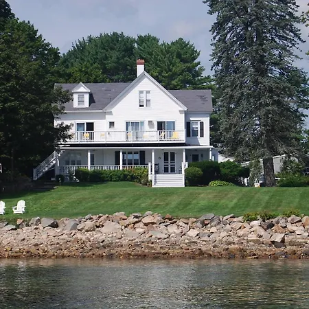 Dockside Guest Quarters-2