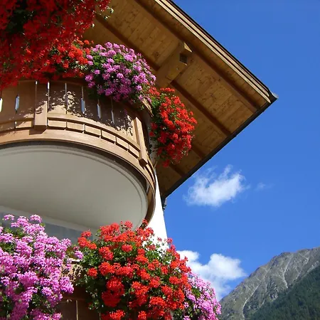 B&B Hotel Alpenrose Rooms & Apartments-2