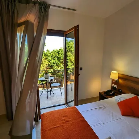 Morello Beach Hotel-3