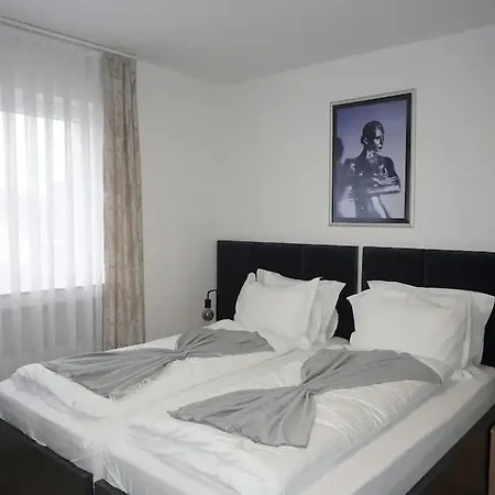 Hotel Dona-2