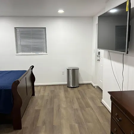 Executive Guesthouse-3