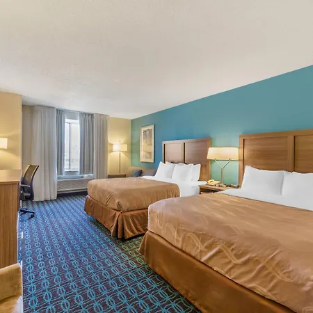 Quality Inn & Suites Sandusky-3