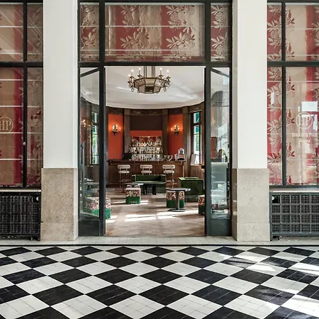 Hotel De La Poste-2