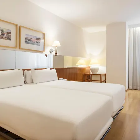 Ilunion Les Corts Spa-3