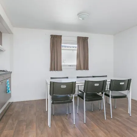 Oostappen Vakantiepark Prinsenmeer BV-2