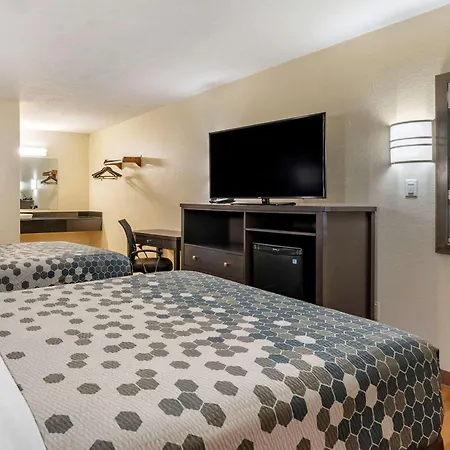 Quality Inn & Suites Columbus West-3