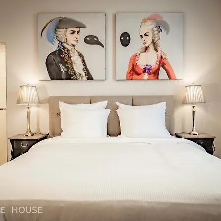 No13 Boutique House-2