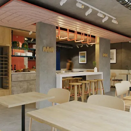 Ibis Budget Pontivy-3