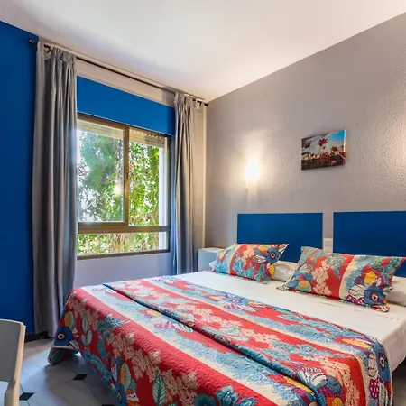 Hostal Tropical-2