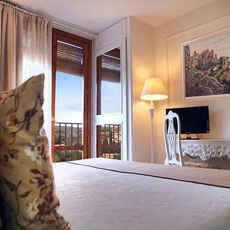 Hotel Santa Maria De Alquezar-3