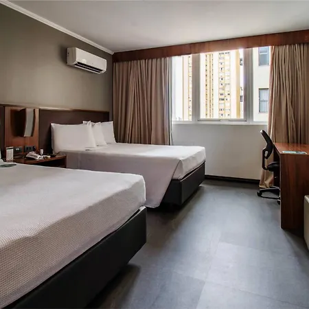 Hotel Deville Business Maringá-3