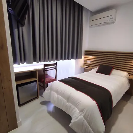 Emperatriz II-2