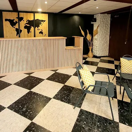 Hotel Les Glycines-3