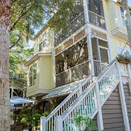 Water'S Edge Inn - Adults Only-3