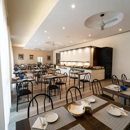 Hotel Dafne-3