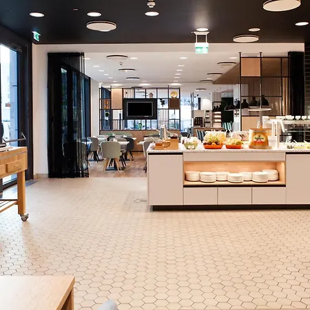 Holiday Inn Berlin City East Side By Ihg-3