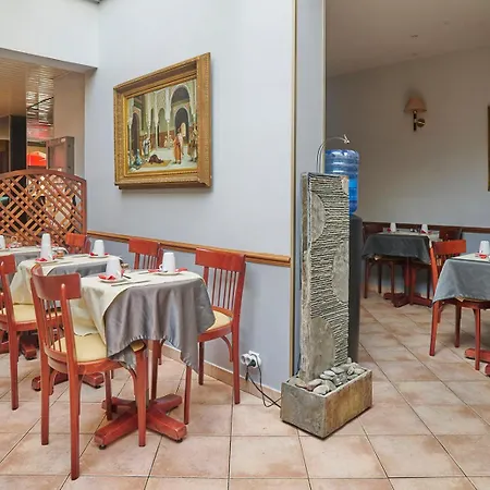 Hotel Poussin-3
