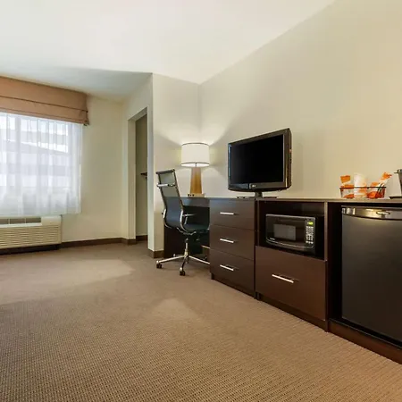 Sleep Inn & Suites Fargo Medical Center-3