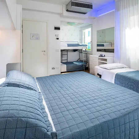 Hotel Albatros-3