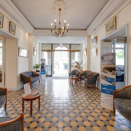 Nouvel Hotel-3