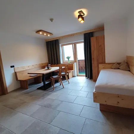 Apart Hotel Ideal-3