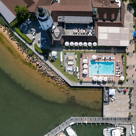 Montauk Yacht Club-3