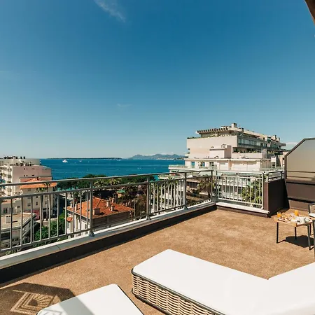 Hôtel Hélios-2