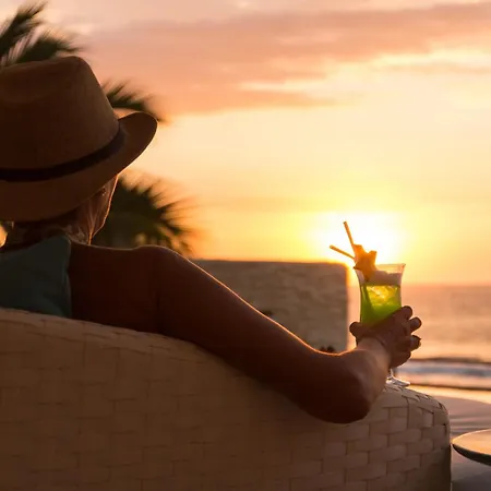 Dco Suites Lounge & Spa-3