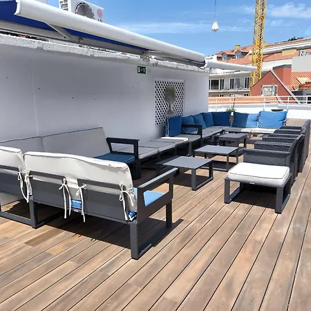 Lisbon Terrace Suites Special For Groups Up To 19 Guests-3
