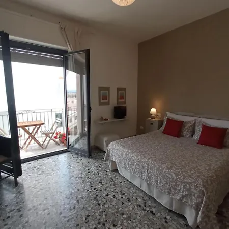 Myhouse-2