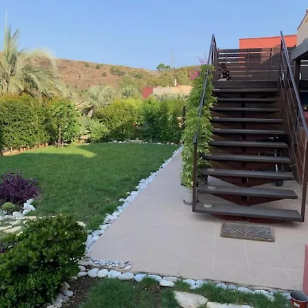 Gorgeous 3 Bedrooms In Villa Natural Reserve Park!-2